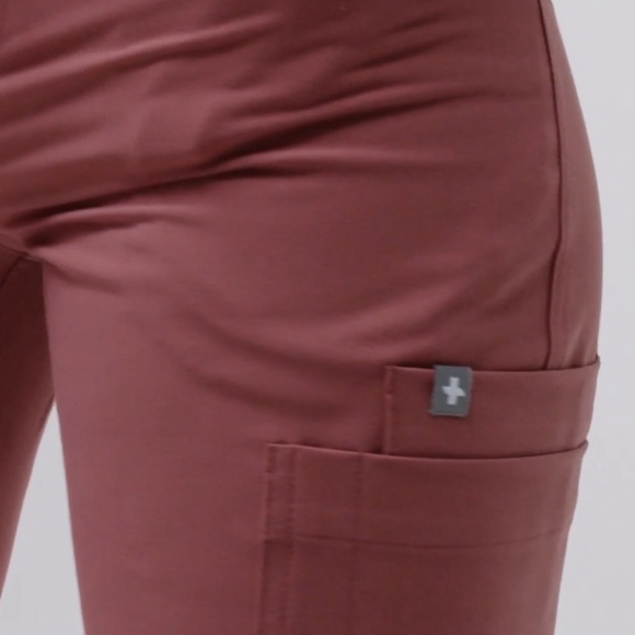 FIGS High Waisted Yola™ Skinny Scrub Pants - Picture 5 of 8